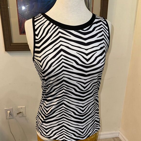 Bolle Black/White Zebra Print Sleeveless Active Top Size Medium - Picture 5 of 12